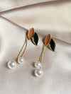 Leaf Pearl Earring